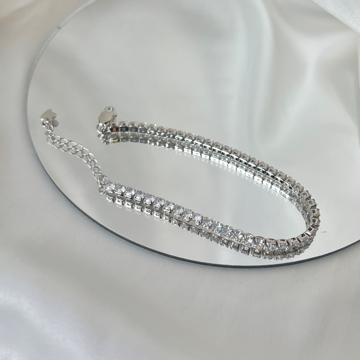 Sparkling Round Cut Daily Bracelet