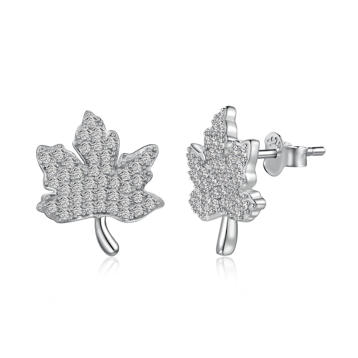 Exquisite Maple Leaf Design Earrings