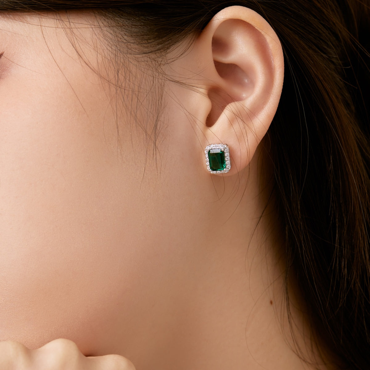 Luxurious Dainty Emerald Cut Banquet Earrings